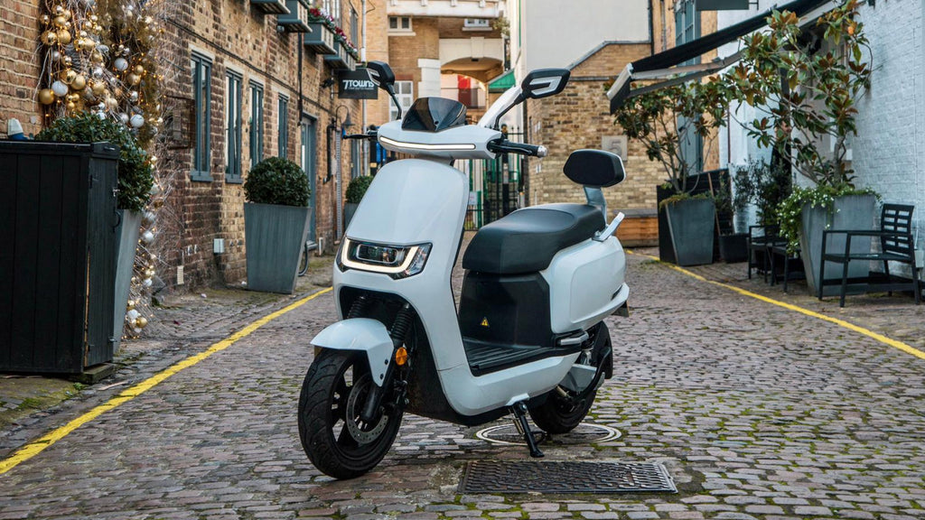 scooter electrique sunra robo equivalent 125cm3 blanc