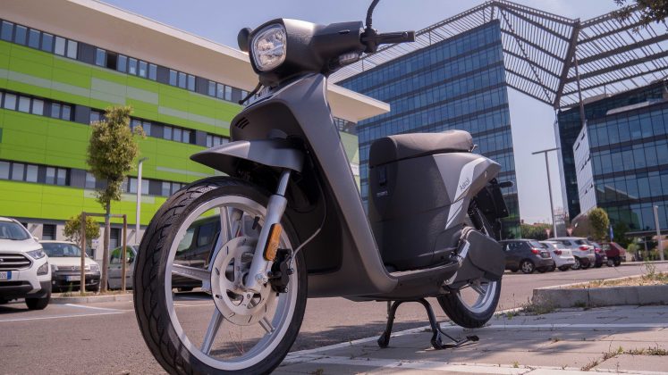 Scooter électrique askoll ngs3 ville