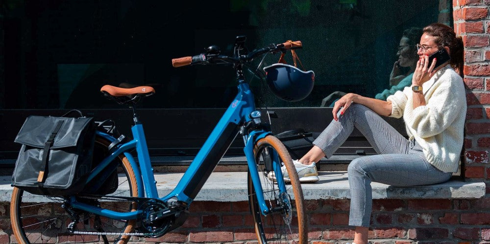 vélo électrique o2feel femme bleu lifestyle city up