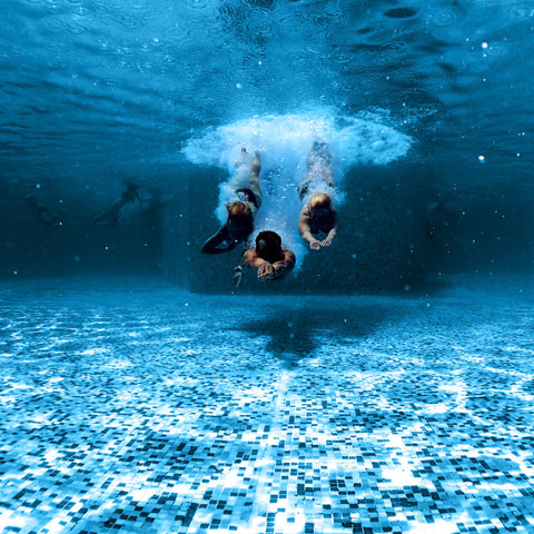 Swimming with Contact Lenses