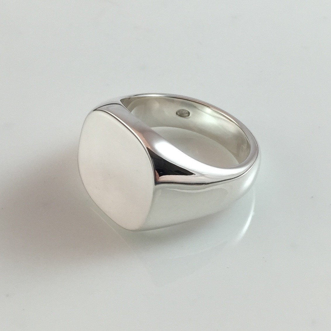 Cushion 16mm x 16mm - Sterling Silver Signet Ring – Signet Circle