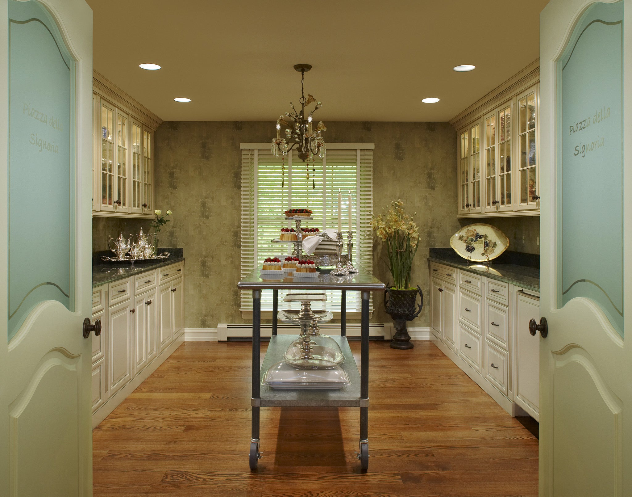 Saratoga Butlers Pantry LaFata Cabinets