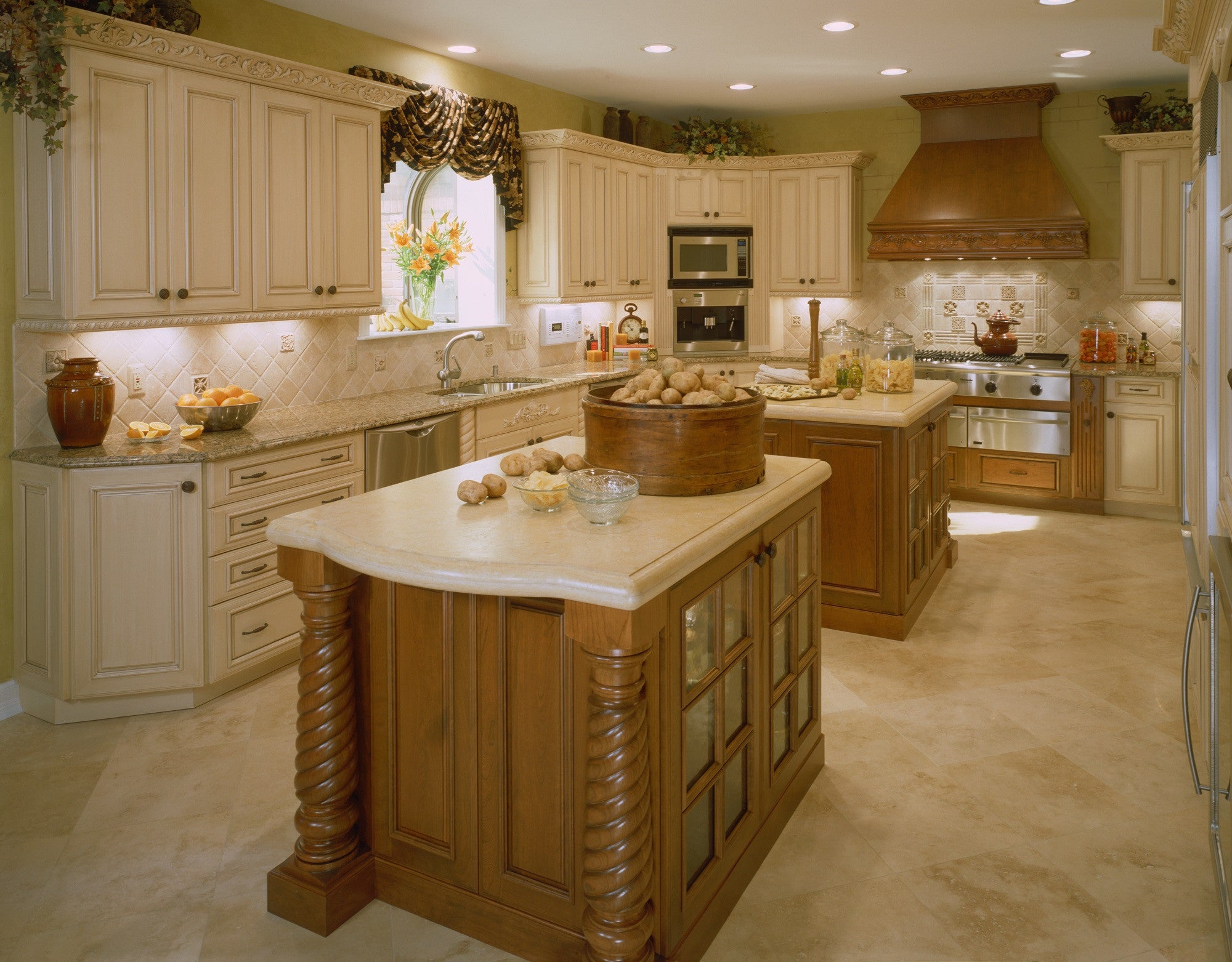 Venetian Kitchen Lafata Cabinets