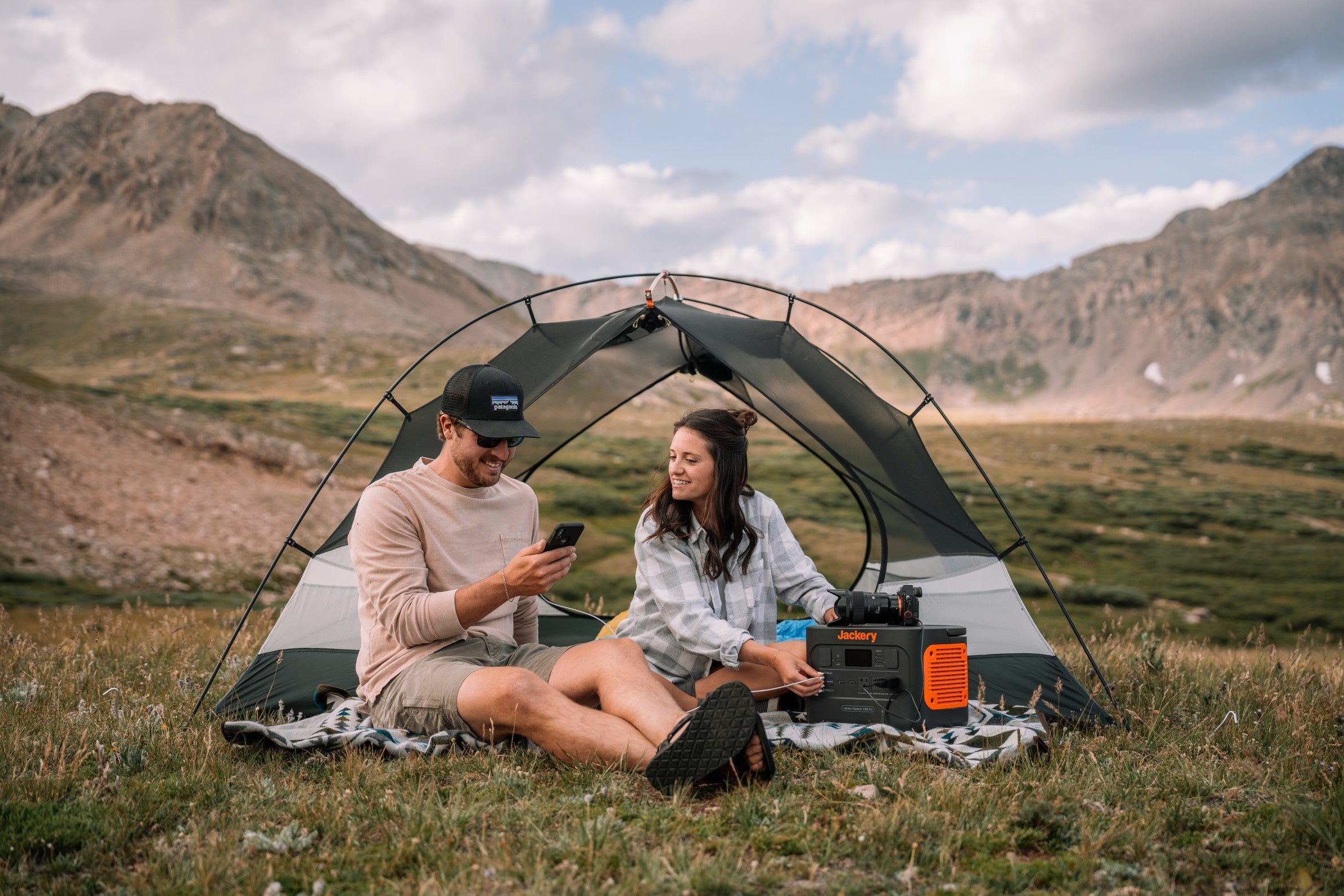 5 most important things to bring camping