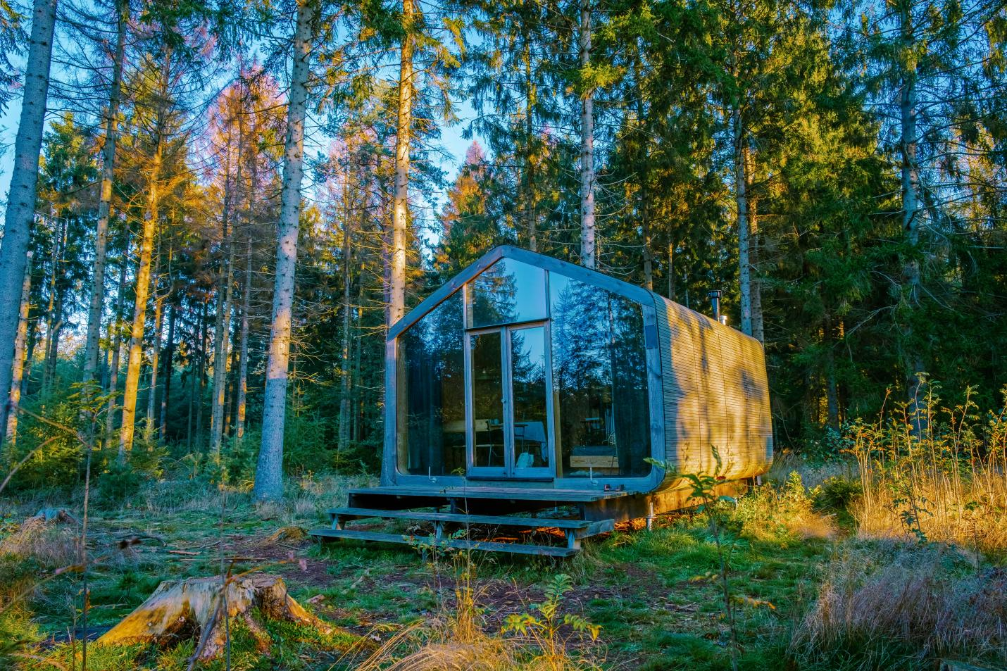 How To Build a Solar Powered Off Grid Cabin