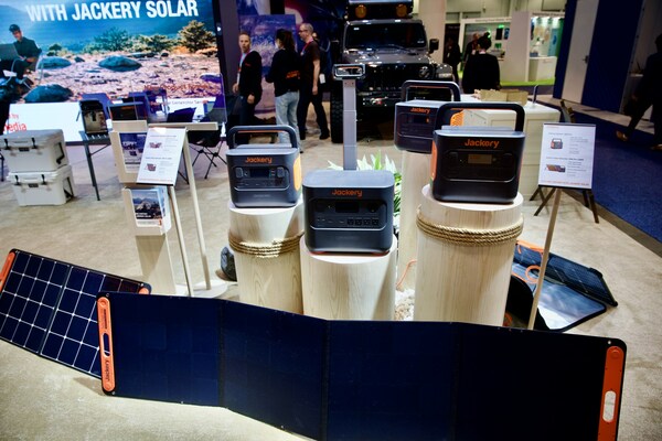 CES Jackery Solar Generator 1500 Pro - 3000Pro