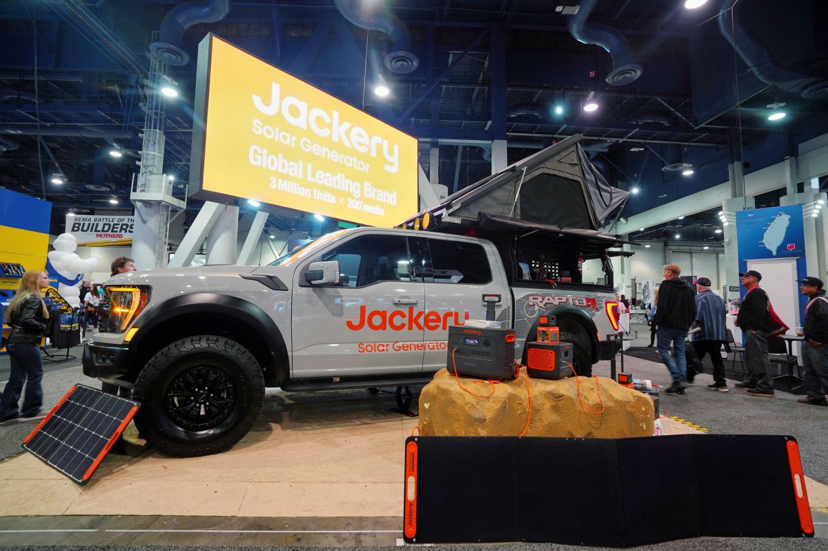 SEMA 2023 Jackery Solar Generator