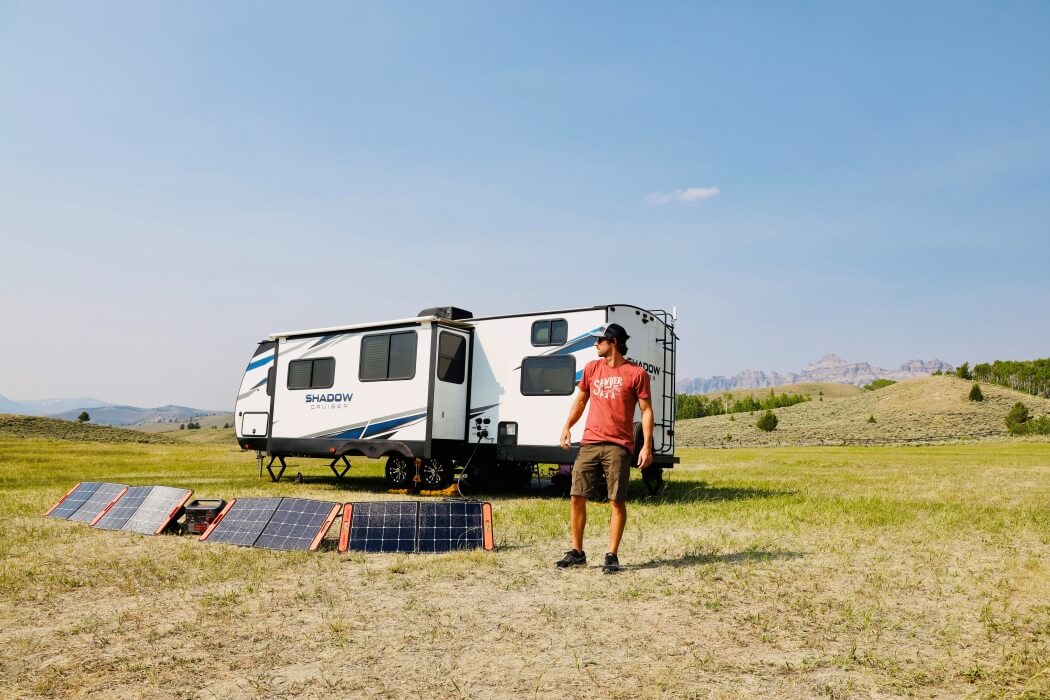 can a solar generator run a tiny house