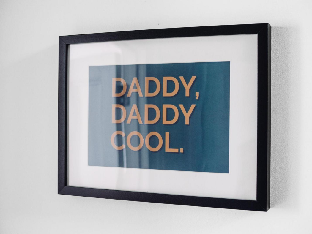 Christmas gift for dad-DIY Frame For Dad’s Room