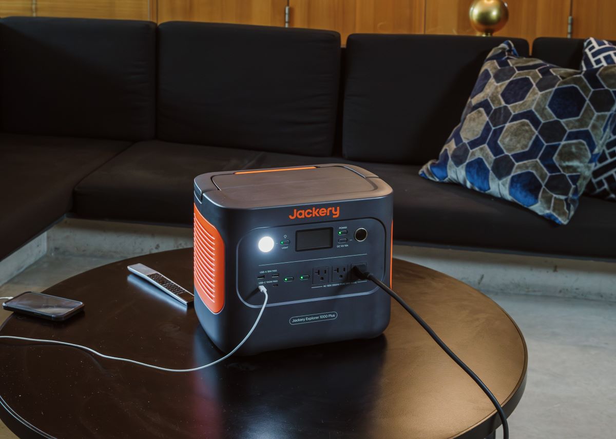 jackery explorer 1000 plus tankless water heater battery backup