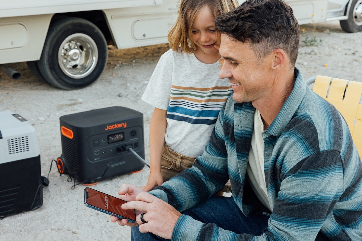 jackery explorer 2000 plus portable power station how to calculate peak voltage