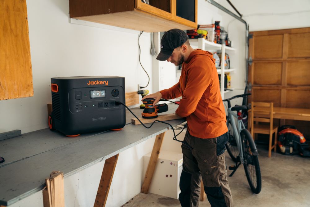jackery explorer 3000 pro portable power station for electric power supply