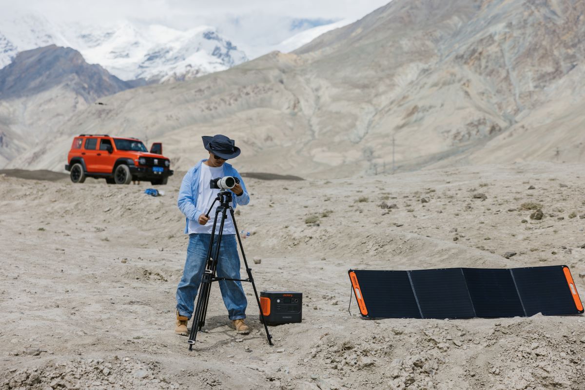 jackery solar generator 1000 plus for landscape photography