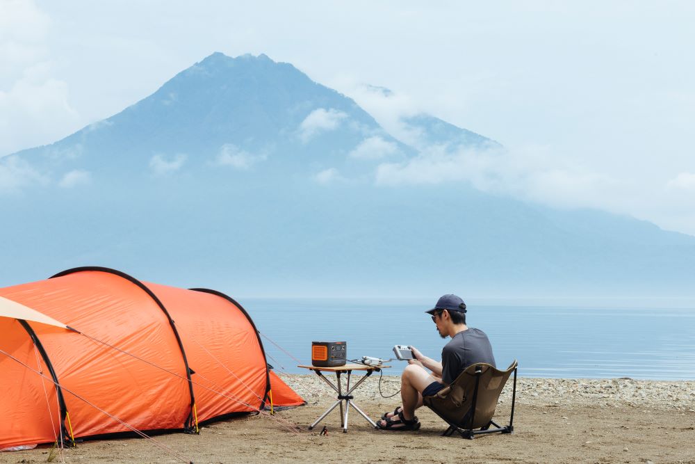 jackery solar generator 300 plus for picnic