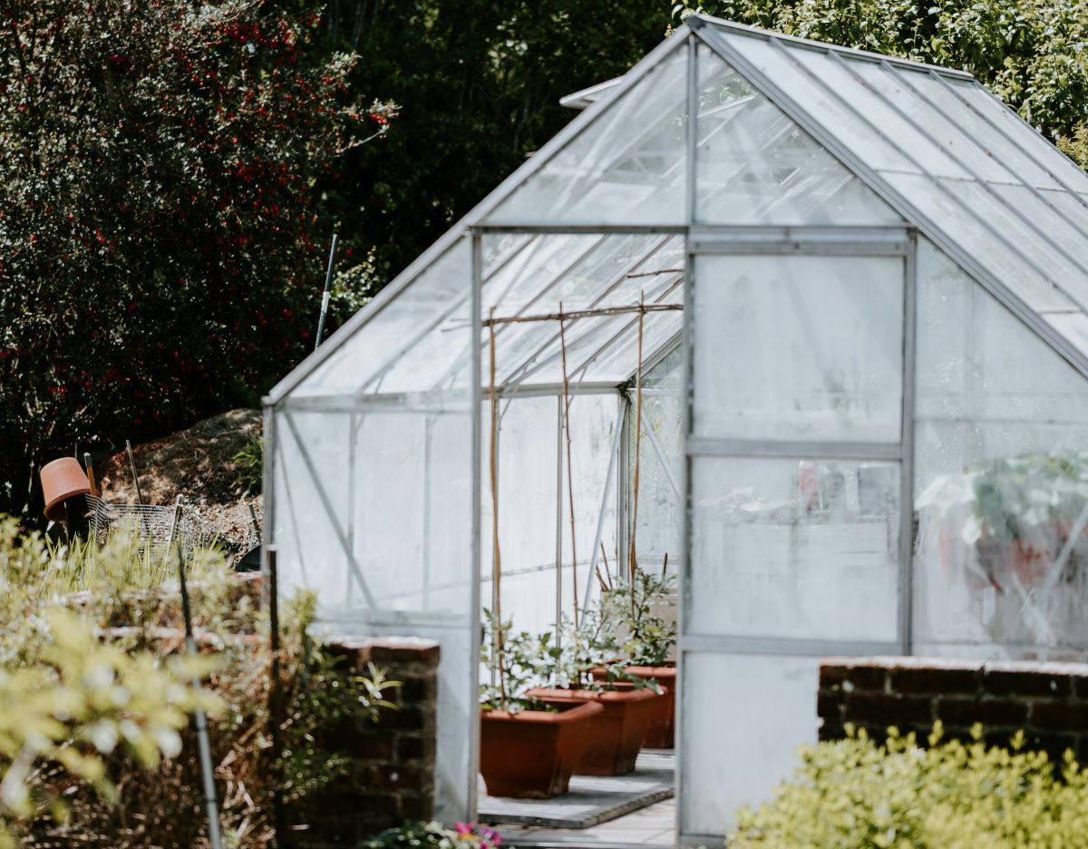 plastic paneled barn diy greenhouse idea