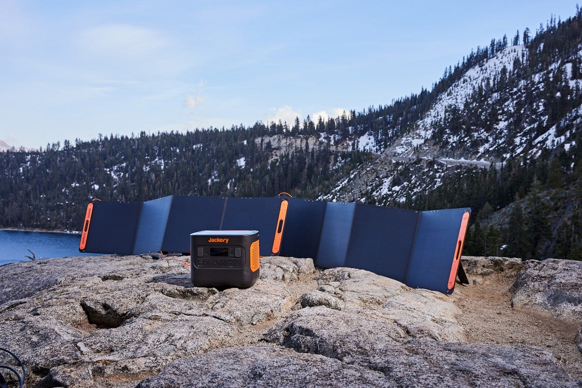 solar generator for a portable air conditioner