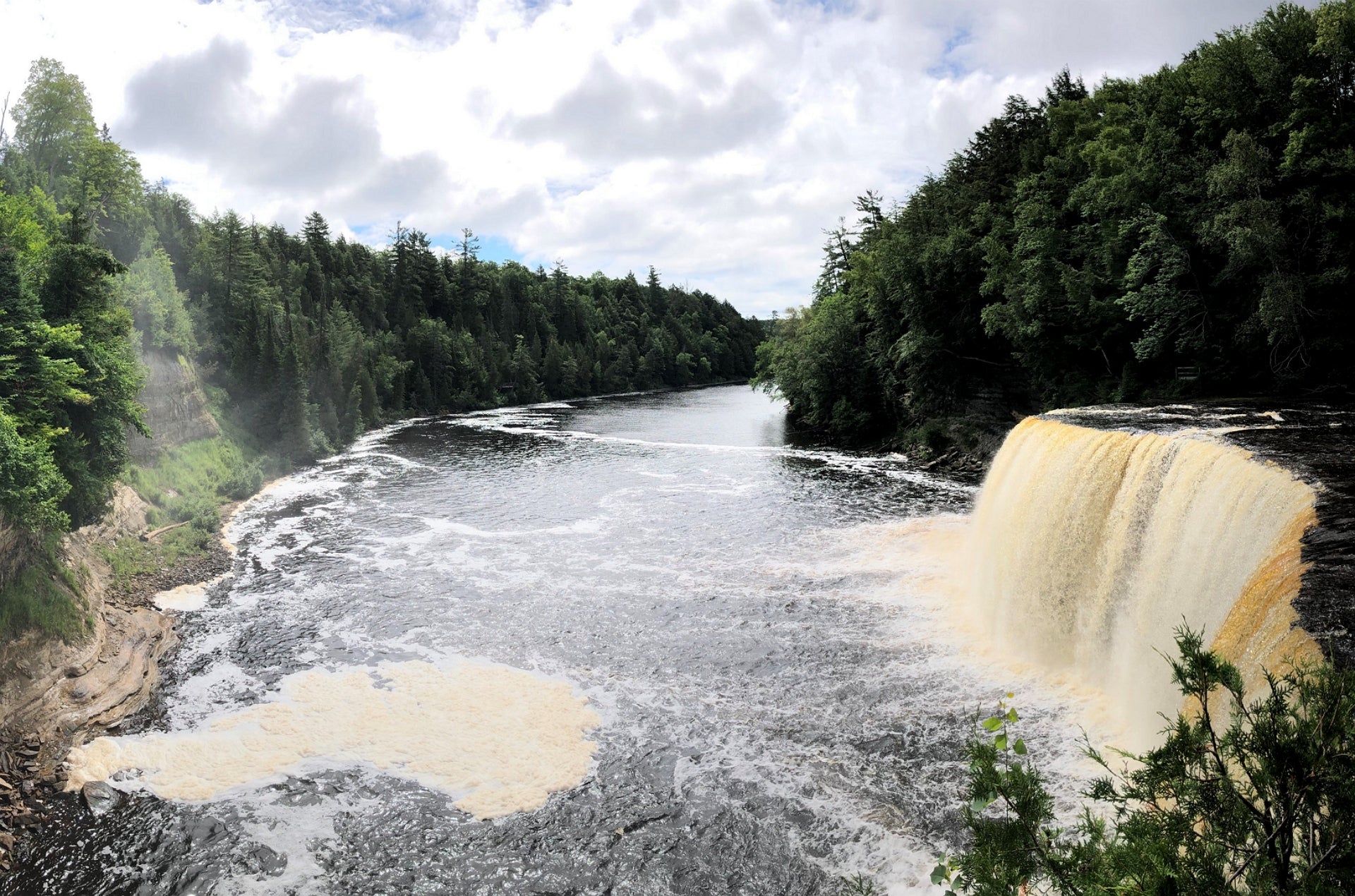 Tahquamenon Falls State Park