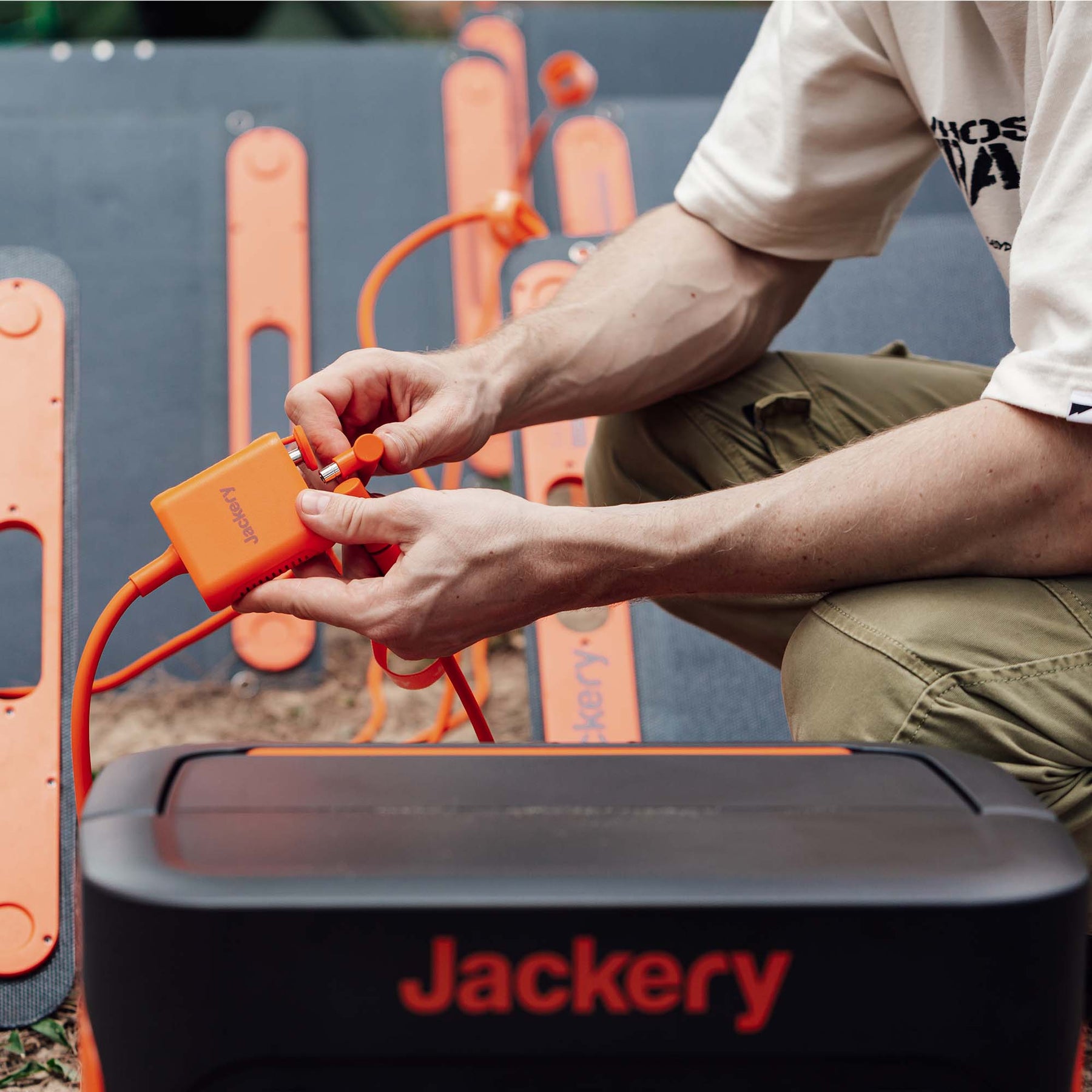 Jackery solar wires and canbles