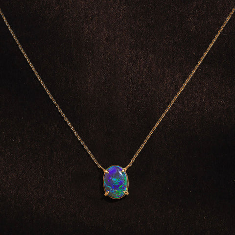 Ophelia Necklace, Black Opal, 9kt yellow gold