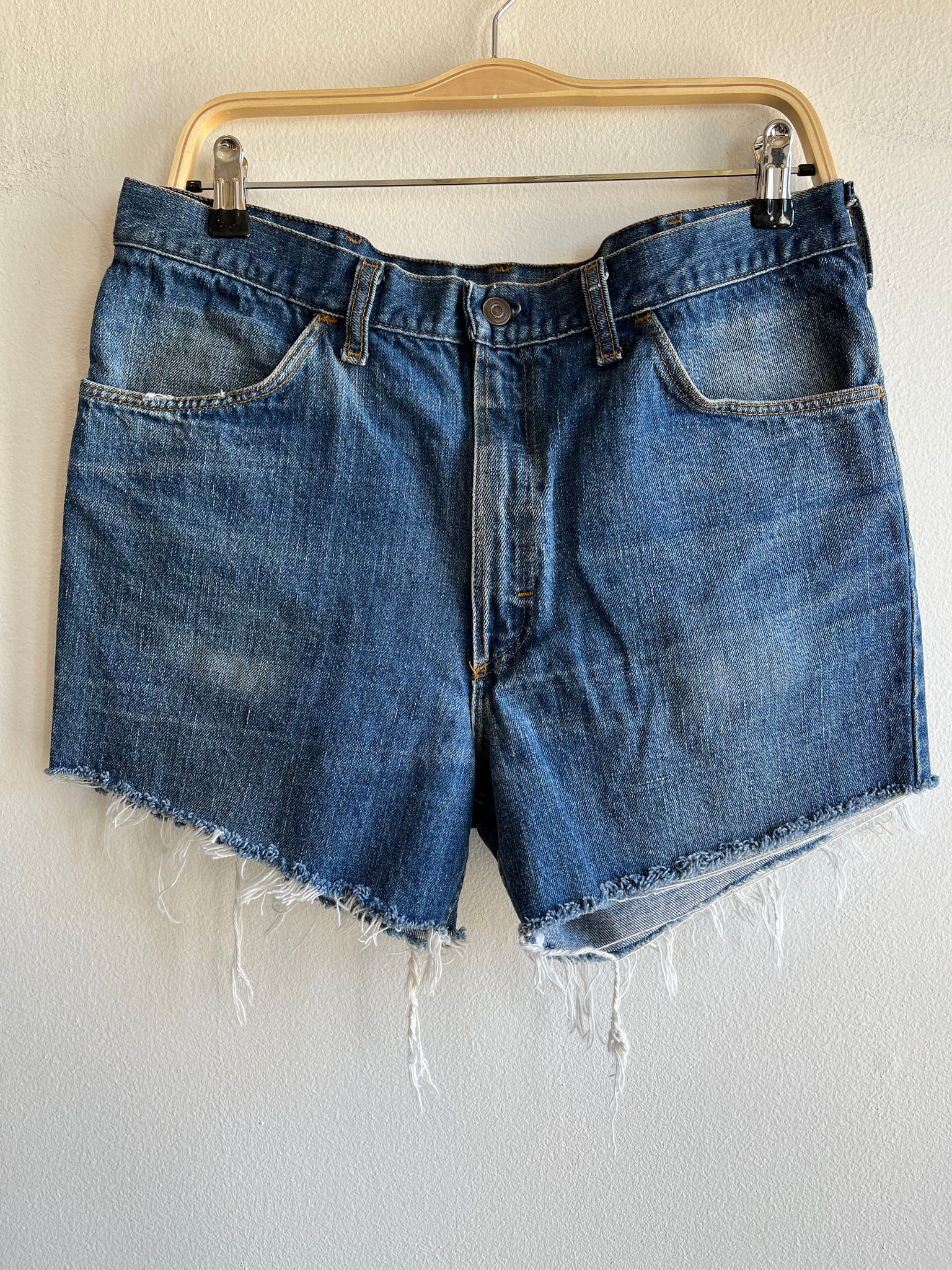 Vintage 1960’s Unbranded Denim Shorts – La Lovely Vintage