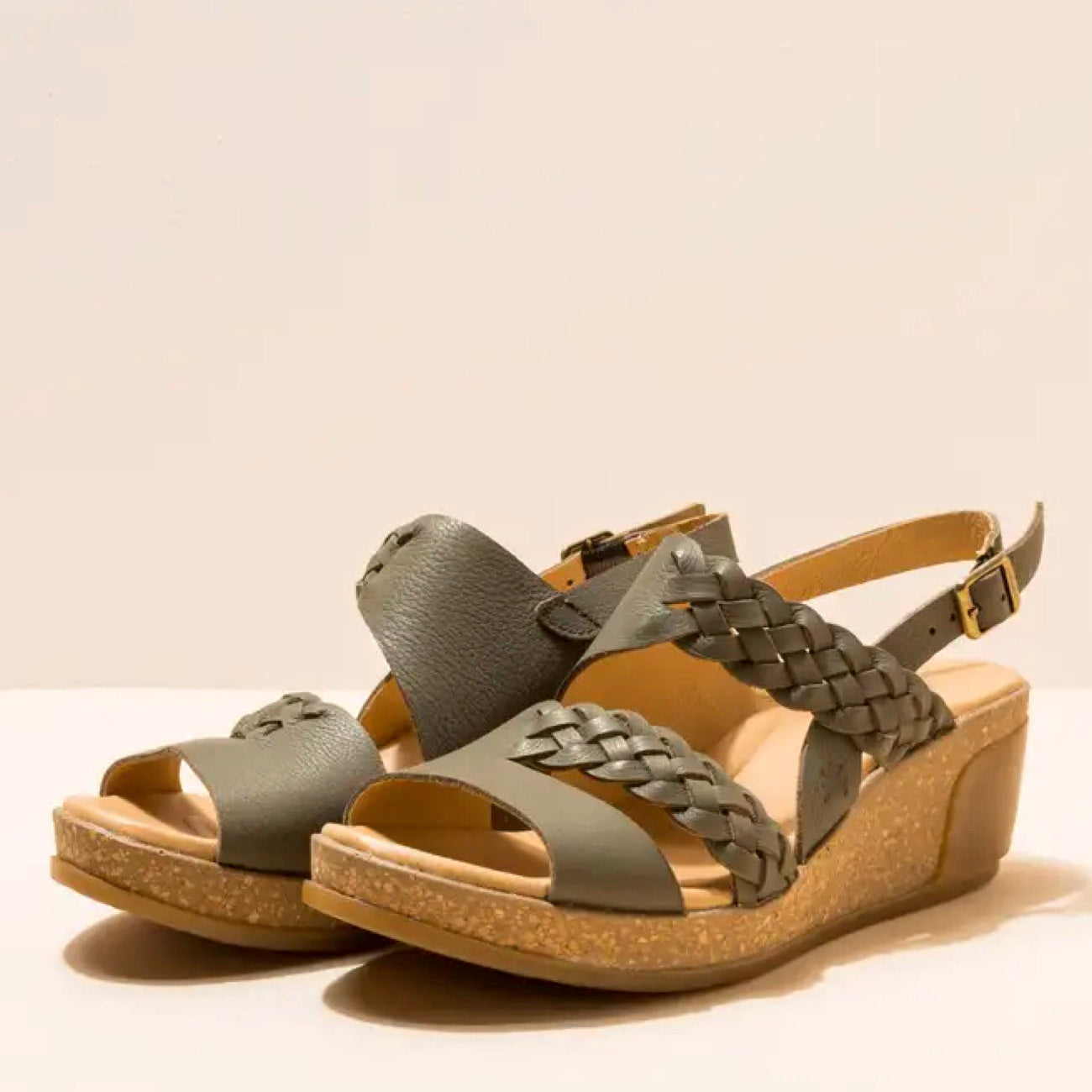 El Naturalista Zumaia (Women) - Kaki Mixed – The Heel Shoe Fitters