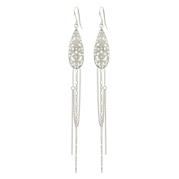 18-karat gold filigree earrings by Wouters & Hendrix