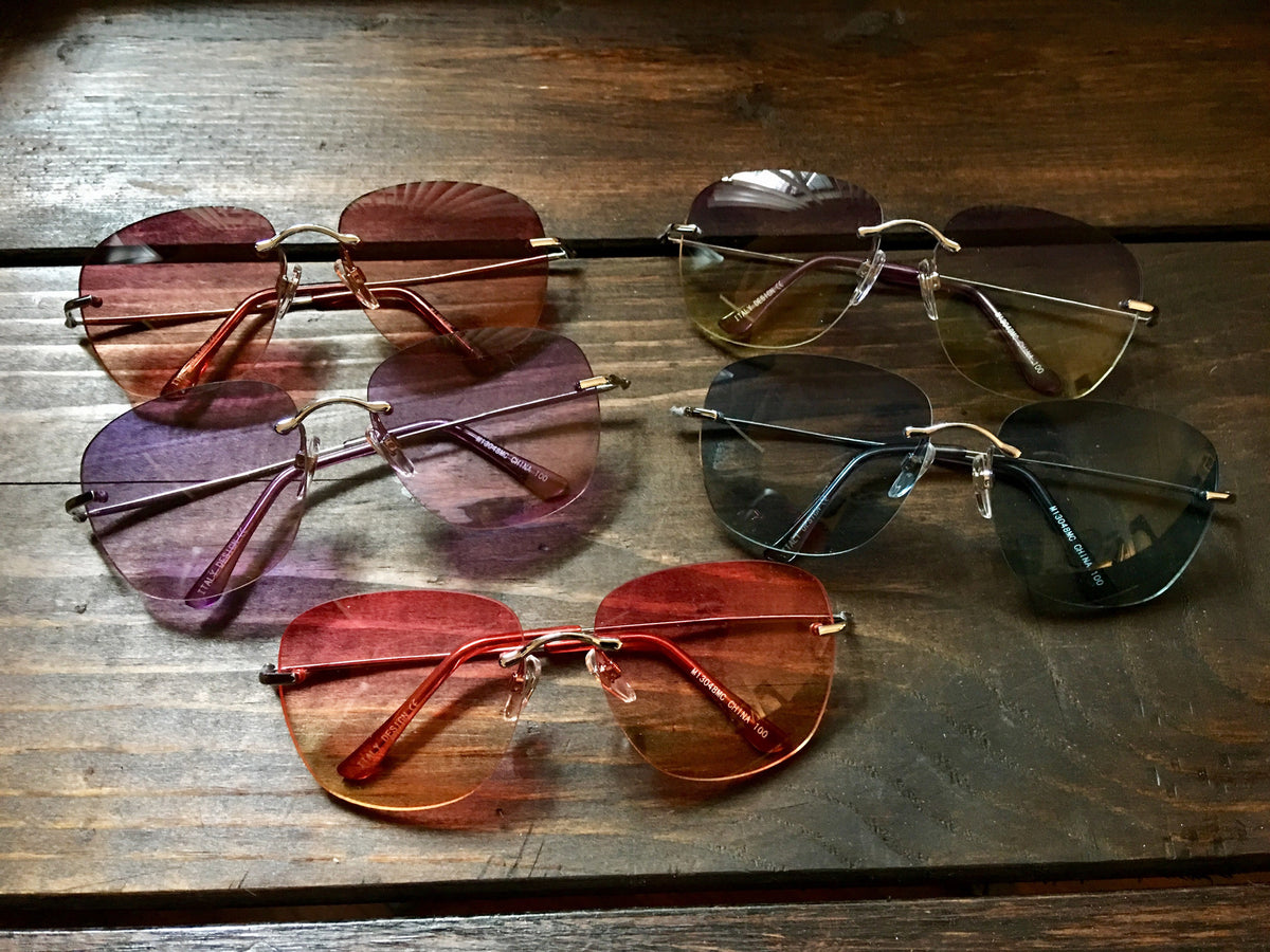 Are Rose-Colored Glasses the Best Way to View the World ...