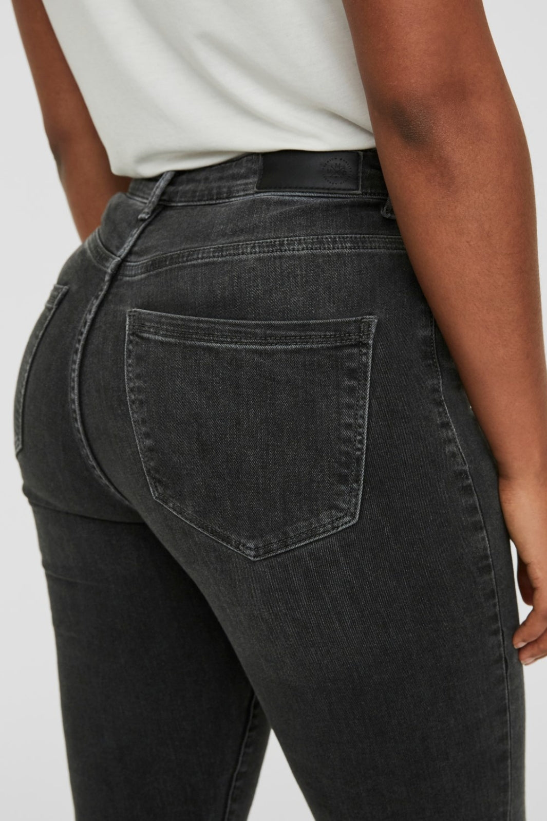 Vero Moda | 10201804 Dark Grey Denim » Shop hos