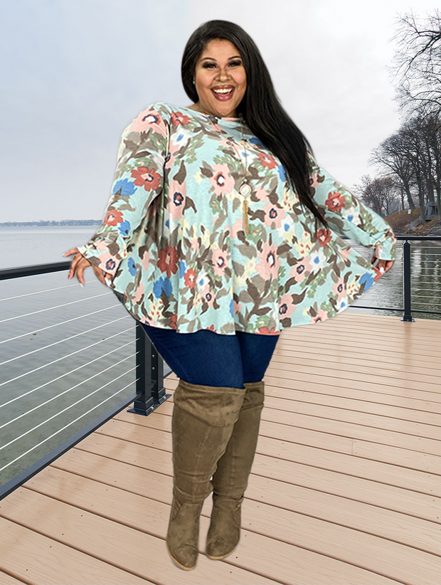 54 PLS-M {Classy Gal} Light Blue Floral Top EXTENDED PLUS SIZE 3X 4X 5X