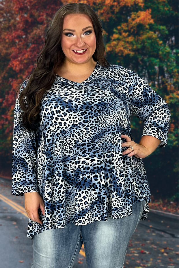 30 PQ-L {Ways Of The Wild} Navy Leopard Print V-Neck Top EXTENDED PLUS SIZE 3X 4X 5X