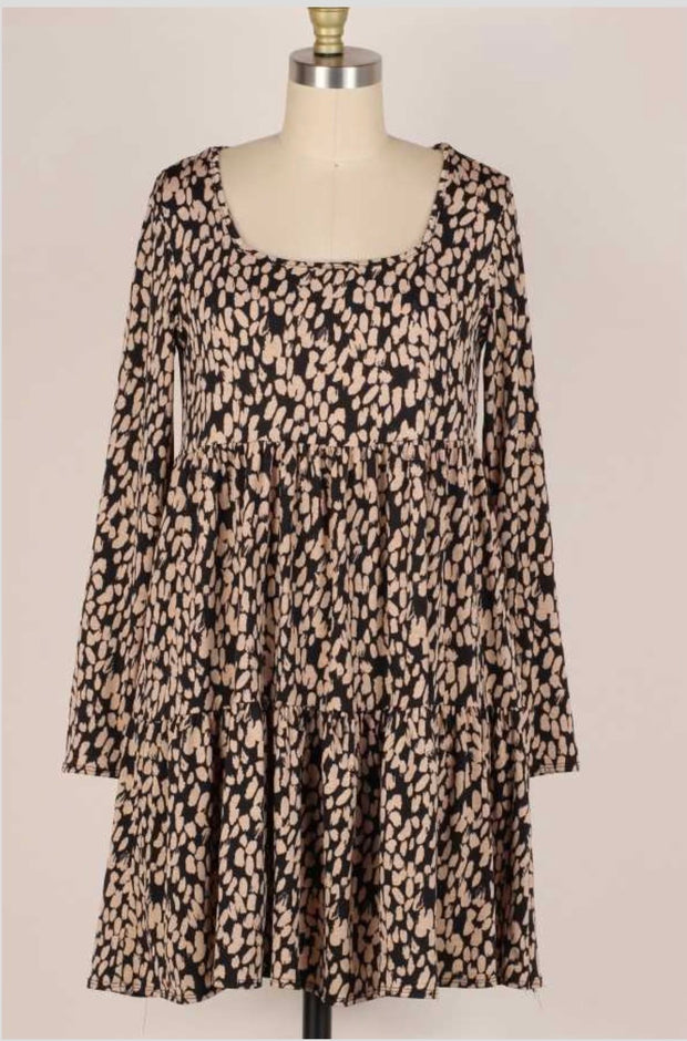 20 PLS-A {Be My Muse} Black/Taupe Print Tiered Dress PLUS SIZE 1X 2X 3X