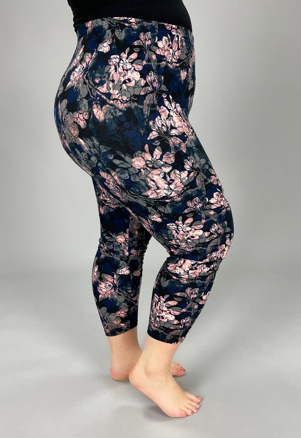 LEG- 24 {Floral Feeling} Mauve Floral Black Butter Soft Capri Leggings EXTENDED PLUS SIZE 3X/5X EXTENDED PLUS SIZE 3X/5X