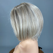 "Double-Shot Bob" (Roca Margarita Blonde) Luxury Wig