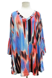 95 PQ-J {Not Camera Shy} Blue/Red Print V-Neck Top PLUS SIZE XL 2X 3X