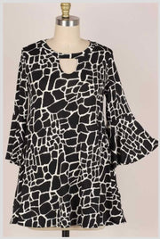 93 PQ-A {Love Deeply} Black/Ivory Print Keyhole Top  EXTENDED PLUS SIZE 1X 2X 3X 4X 5X 6X