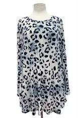 20 PLS-B {Without Reason} Blue Tie Dye Animal Print Top EXTENDED PLUS SIZE 3X 4X 5X