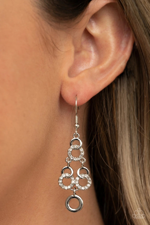 PAPARAZZI (486) {Luminously Linked} Earring