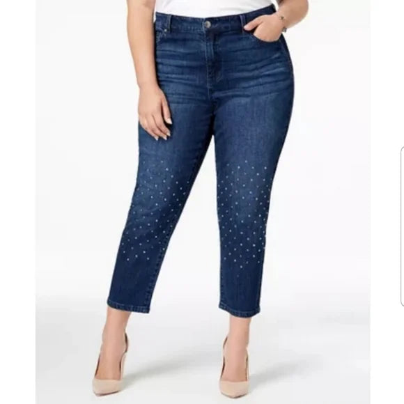 BT-P  M-109   [Celebrity Pink} Blue Cropped***SALE*** Jeans W/Studs Retail €64.00 PLUS SIZE 14W 16W 18W