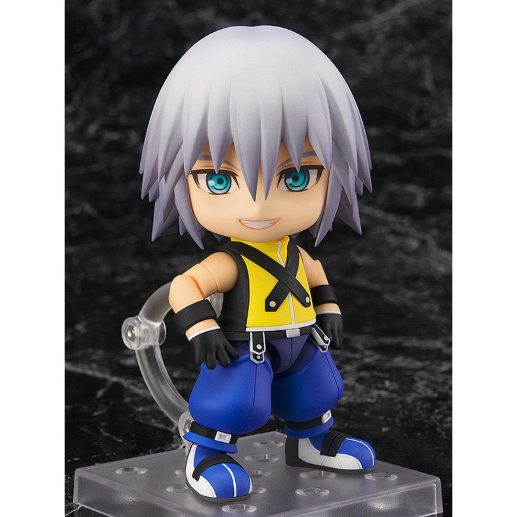 cloud strife nendoroid