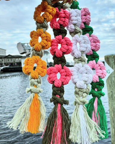 spring macrame flowers