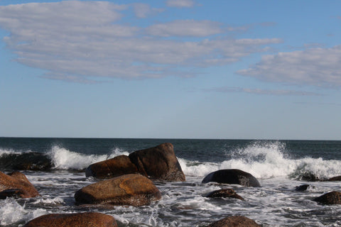 crashing waves at Weekapaug