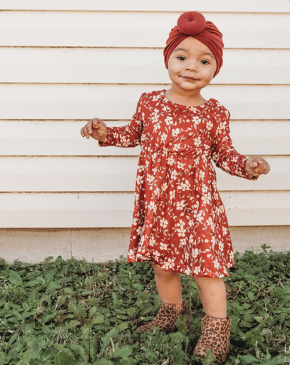  mommy and me maxi dress in gardenia & wine