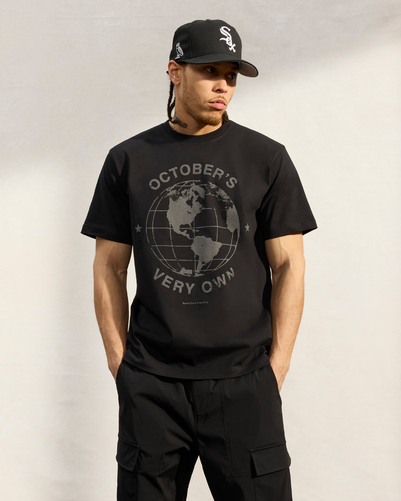 Globe T-Shirt - Black