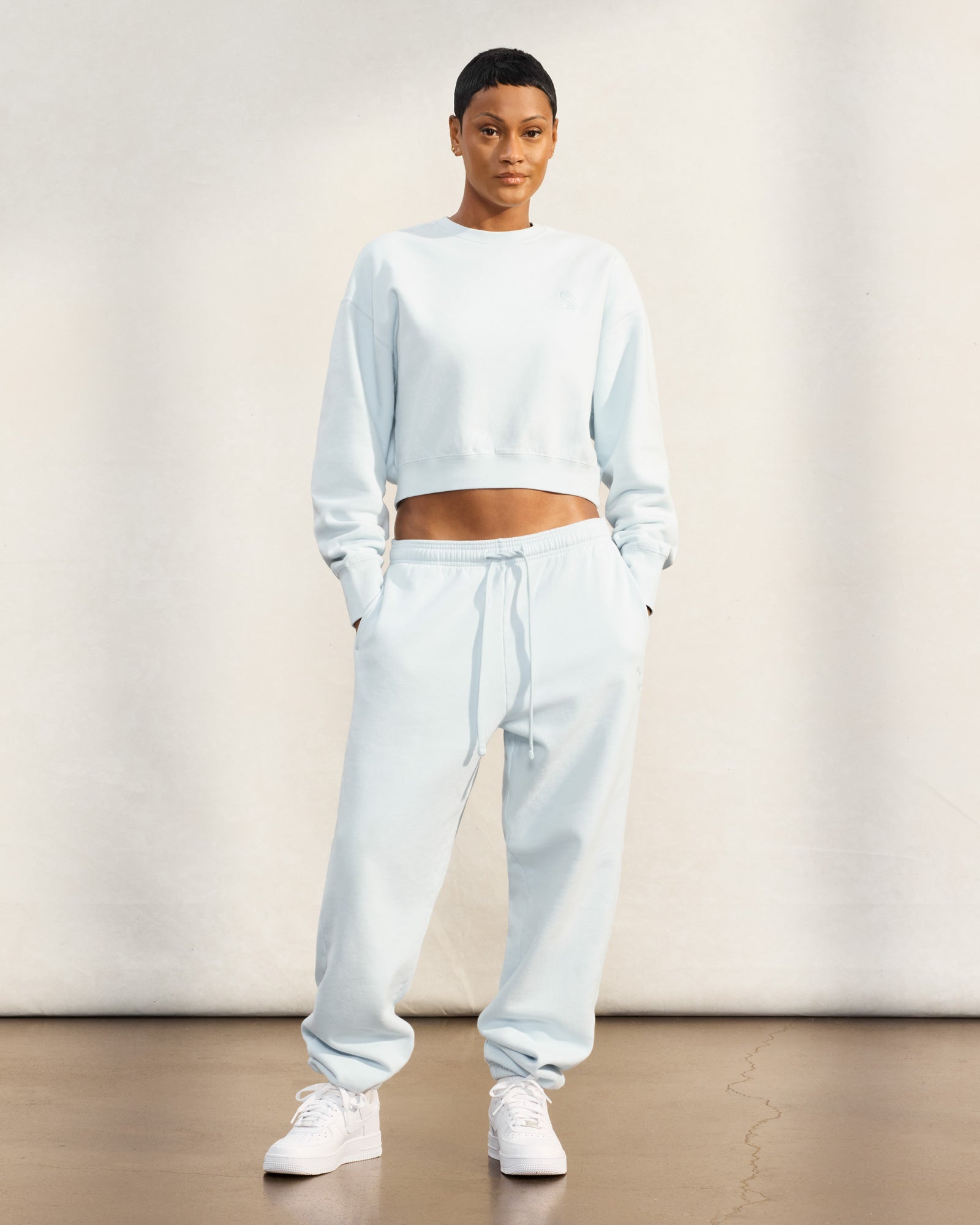 Cropped Crewneck - Light Blue