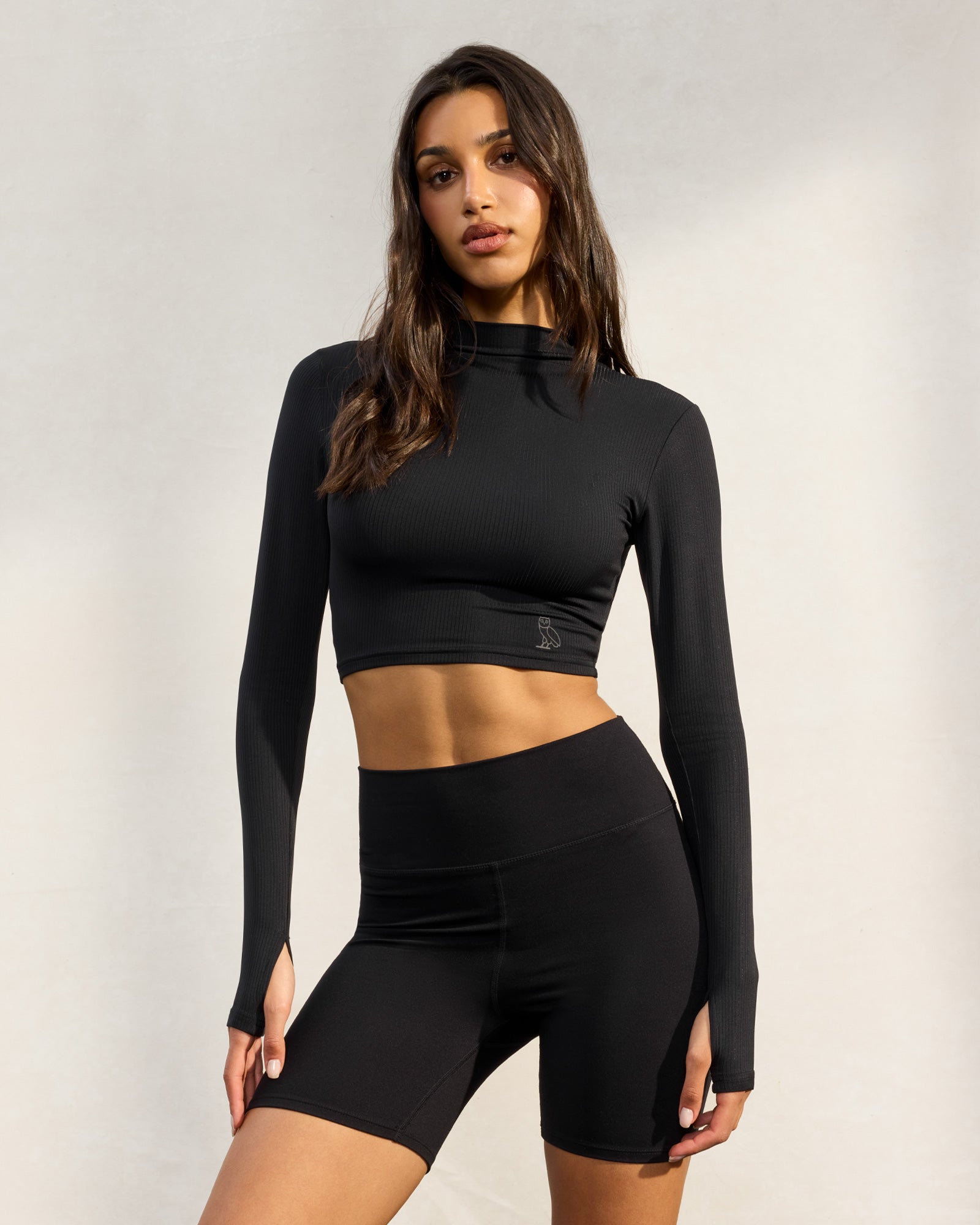 Cropped Mock Neck Longsleeve T-Shirt - Black