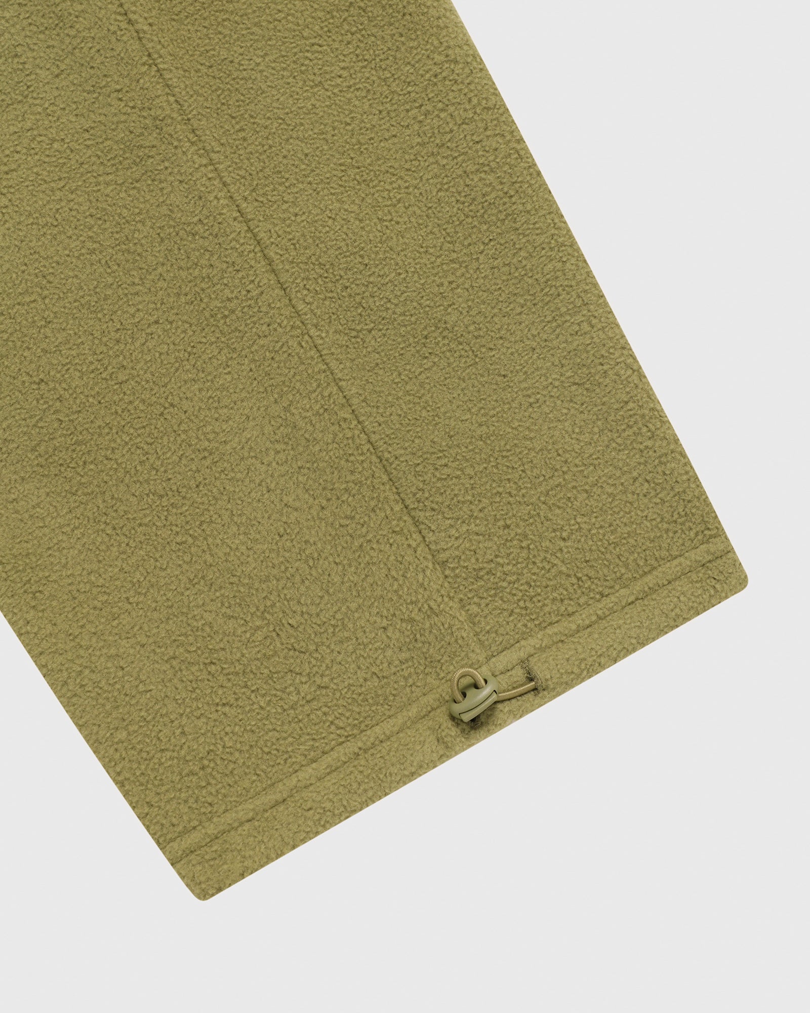 Arch Logo Open Hem Sweatpant - Olive