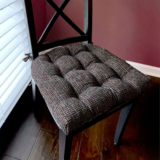 https://cdn.shopify.com/s/files/1/0973/8716/files/nala-black-dining-chair-cushions--siganture-collection--barnett-home-decor-1200.jpg?v=1684527795&width=533