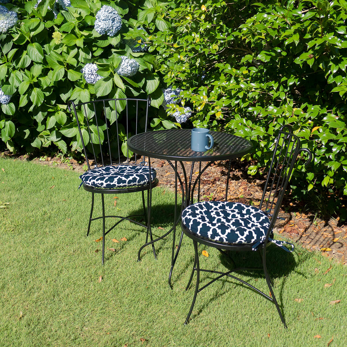 small round outdoor cushions for bistro chairs