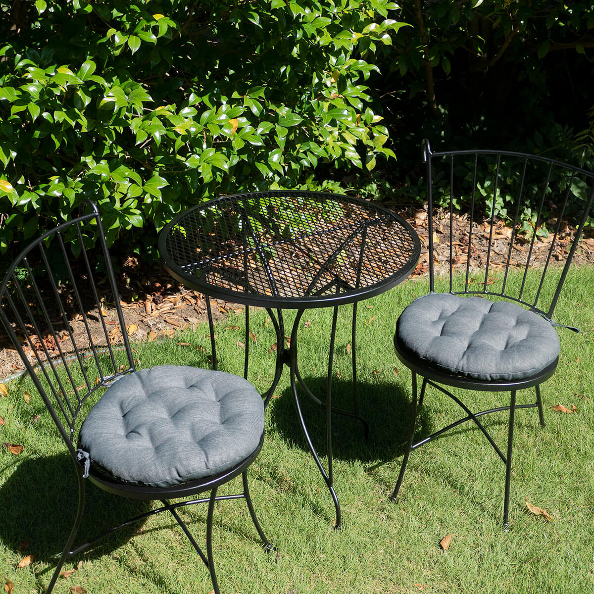 wrought iron chair cushions round