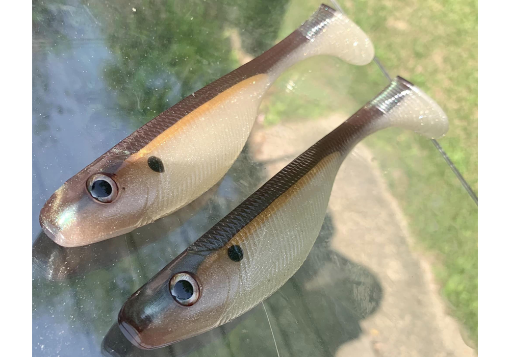 Egyptian Gold and Silver Super Metallic on Fishing Baits